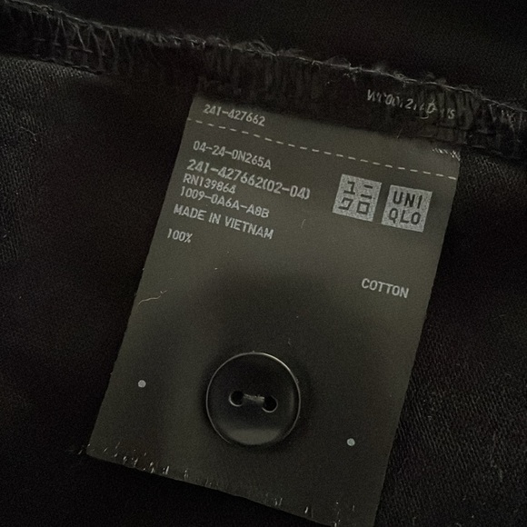 Uniqlo: Sleeveless Mock Neck Swing Top - Picture 7 of 11